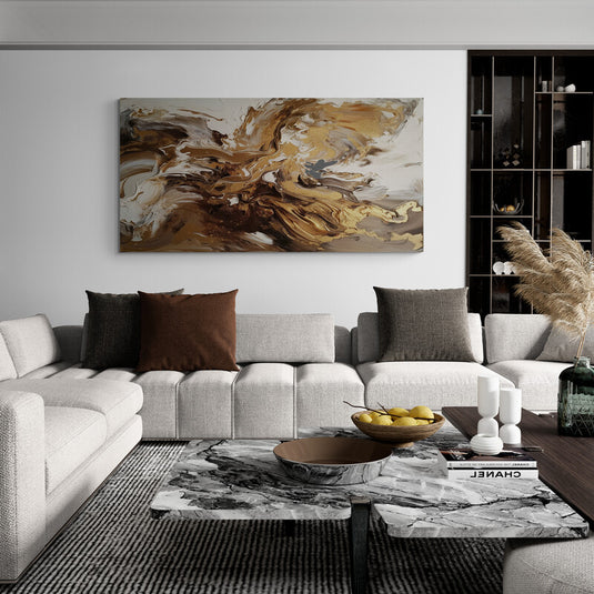 Pintura abstracta con remolinos marrones y acentos dorados