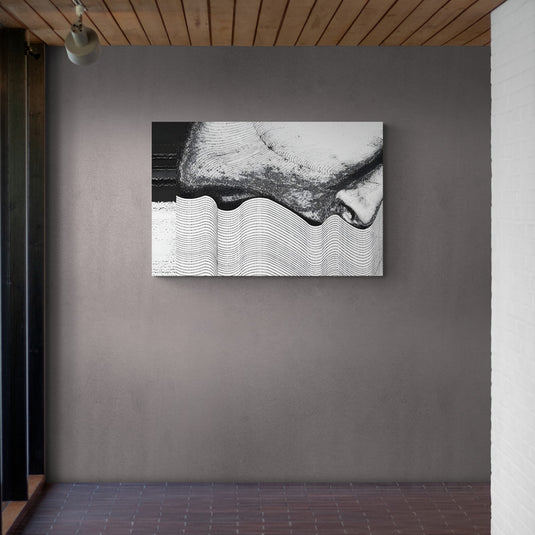 Rostro abstracto con líneas ondulantes en blanco y negro