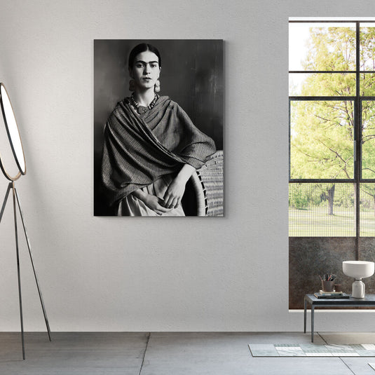 Frida Kahlo retrato blanco negro fotografía