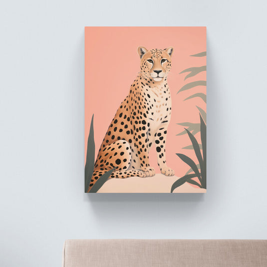 Guepardo sentado entre hojas verdes sobre fondo coral