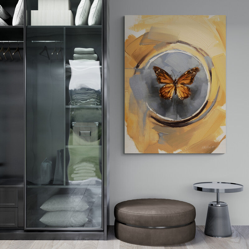 Pintura abstracta de una mariposa naranja sobre un plato gris