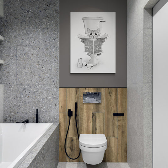 Arte de baño moderno con ilustración de un gato leyendo el periódico en blanco y negro.