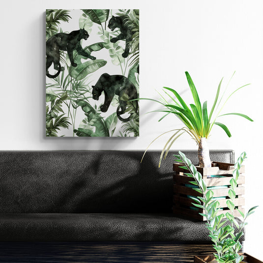 Cuadro de panteras negras entre hojas tropicales