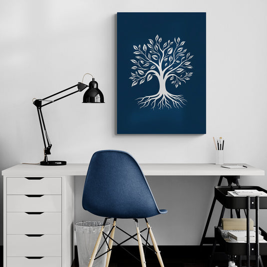 Cuadro minimalista de árbol en fondo azul