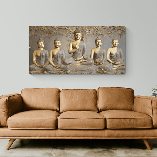 Cinco Budas en meditación bajo un árbol