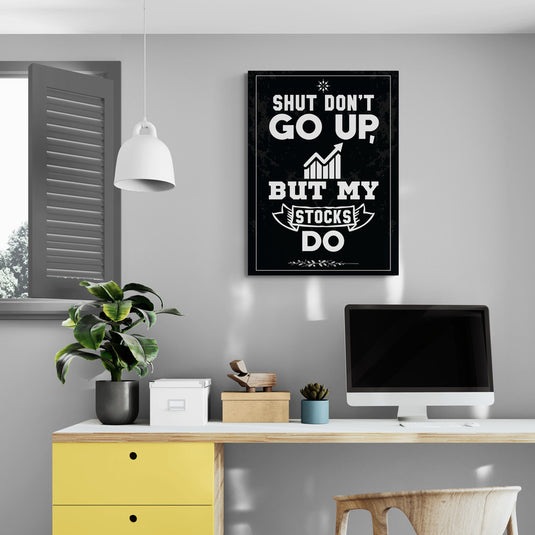 Cartel tipográfico con mensaje financiero humorístico