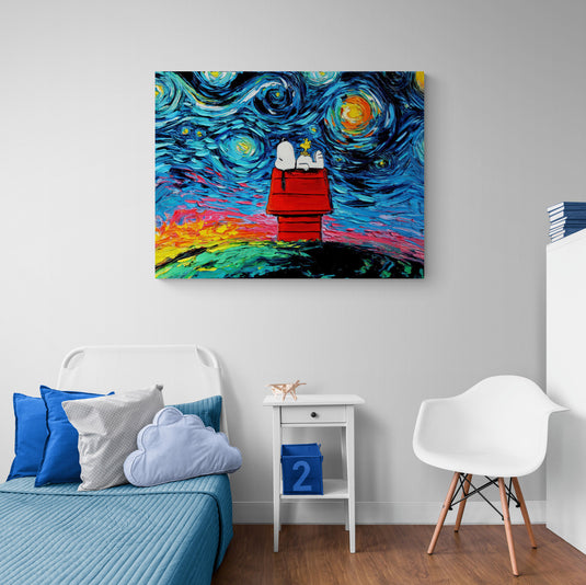 Cuadro de Snoopy y Woodstock en caseta roja con fondo estrellado estilo Van Gogh.