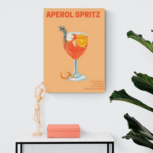 Ilustración de cóctel Aperol Spritz con fondo naranja y rodaja de naranja
