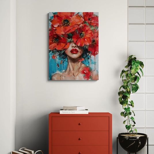 Amapolas en Llamas — Figura Femenina Floral