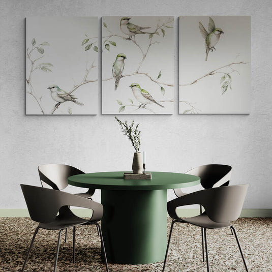 Set aves serenas en ramas