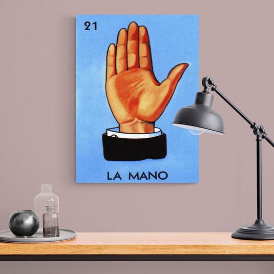 Mano de Lotería Mexicana - Carta Ilustrativa con Fondo Azul Cielo, Símbolo de Comunicación y Conexión