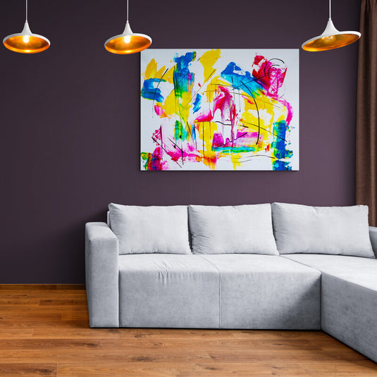 Arte abstracto con colores vivos y líneas negras sobre fondo blanco.