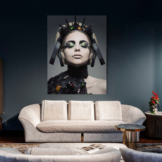 Beauty Queen - Canvas Mérida Fine Print Art