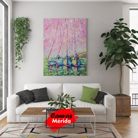 Barcos con mástiles altos en aguas tranquilas bajo un cielo rosa en estilo impresionista