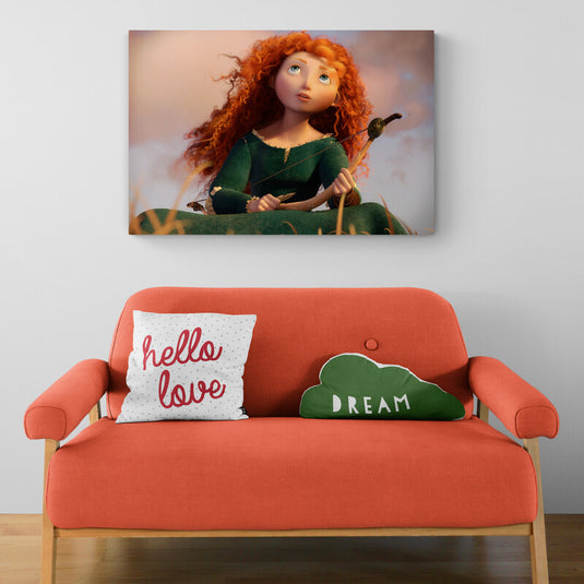 Cuadro decorativo Valiente – arte de princesa pelirroja con arco estilo animación para decoración infantil y espacios inspiradores