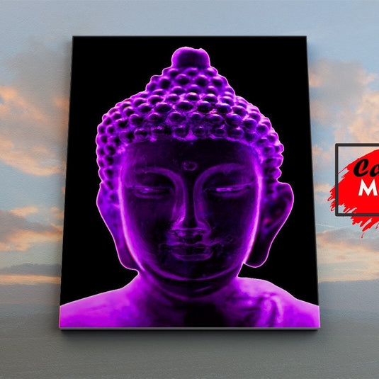 Busto de Buda en iluminación violeta neón con fondo negro