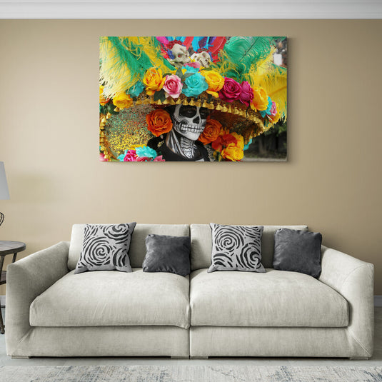 Fotografía de persona con maquillaje de Catrina y sombrero festivo.