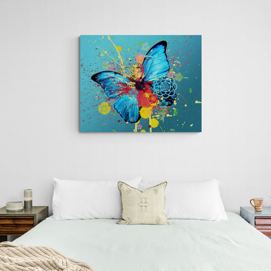 Alas Mecánicas: Mariposa en la Expresión Abstracta