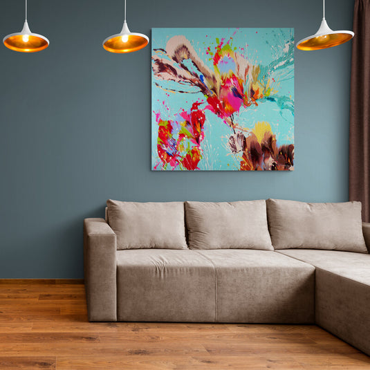 Obra abstracta con vibrantes salpicaduras de colores en lienzo