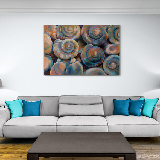 Pintura colorida de caracoles marinos en espiral