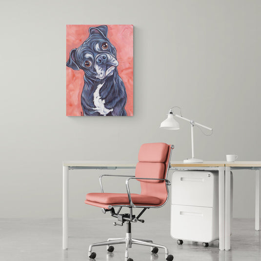 Cuadro decorativo de perrito curioso en estilo artístico sobre fondo coral.