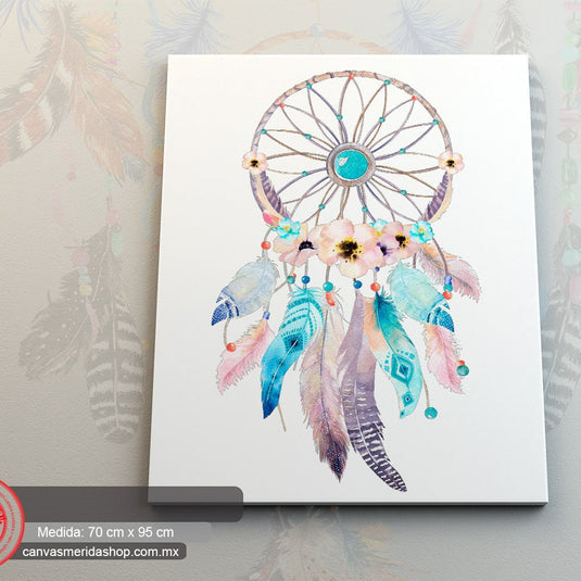 Atrapasueños bohemio con plumas, flores y cuentas turquesas