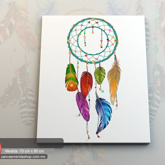 Atrapasueños con plumas de colores iridiscentes y red intrincada