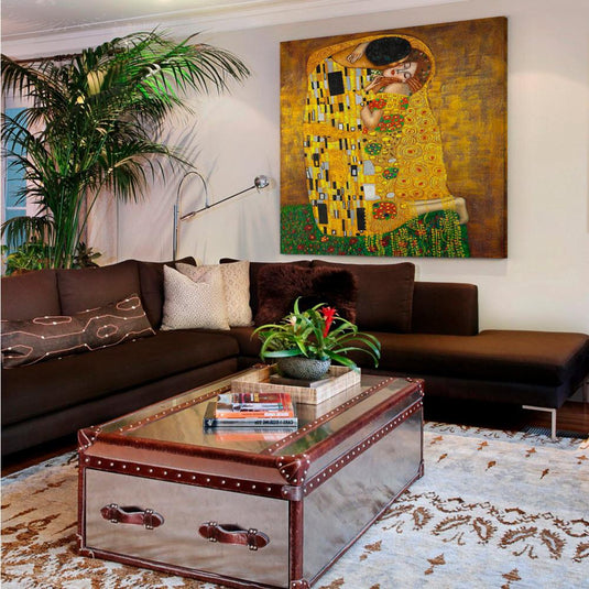 El Beso Klimt pareja abrazo dorado