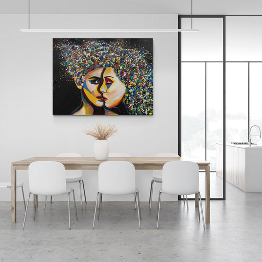 Pintura abstracta de rostro dual con detalles multicolores