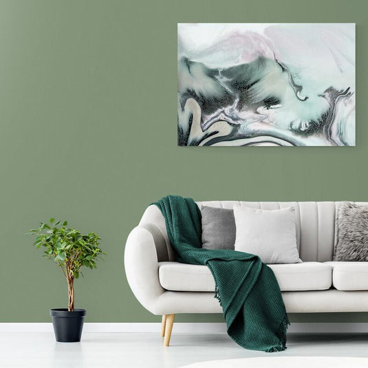 Cuadro abstracto moderno en tonos verdes y blancos, estilo fluido con formas orgánicas suaves.