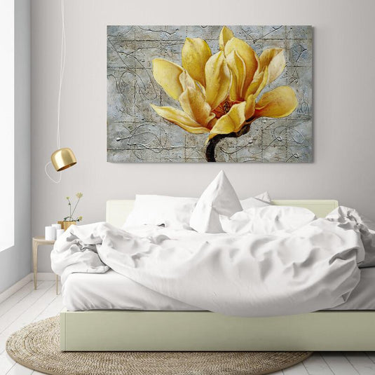 Pintura de magnolia amarilla sobre fondo texturizado abstracto