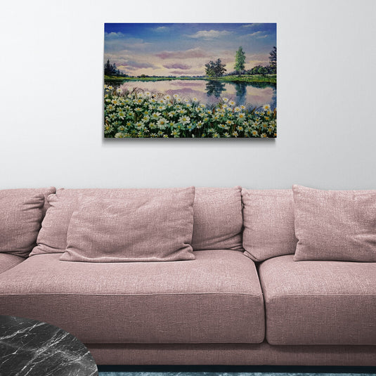 Cuadro_Decorativo_Atardecer_Paisaje_Lago_FloresBlancas_ArbolesGrandes