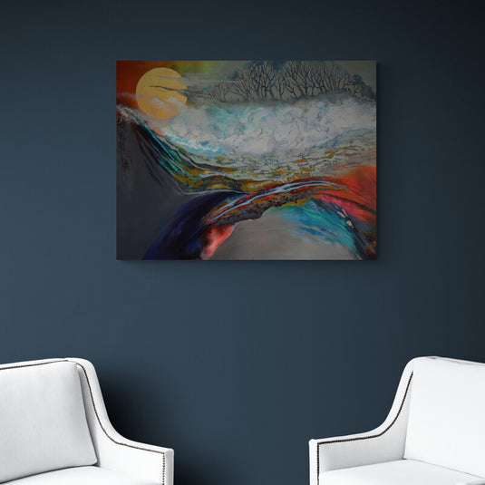 Cuadro abstracto de cascada azul con contrastes cálidos, arte moderno en tonos vibrantes para sala contemporánea.