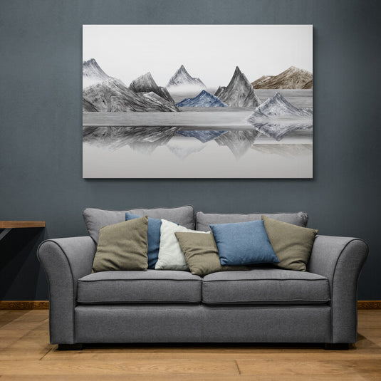 Cuadro decorativo de paisaje tranquilo: lago en tonos grises con montañas en matices café, azul y gris