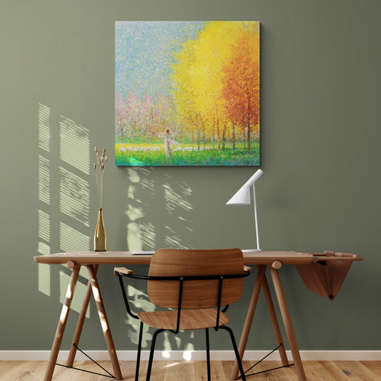 Cuadro Decorativo de Mujer en Vestido Blanco en Escenario Verde con Árboles de Hojas Amarillas en Abundancia