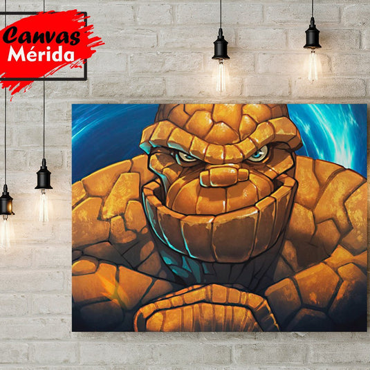 Cuadro de La Mole estilo cómic con fondo azul intenso, arte de superhéroe en primer plano para decoración juvenil o geek.