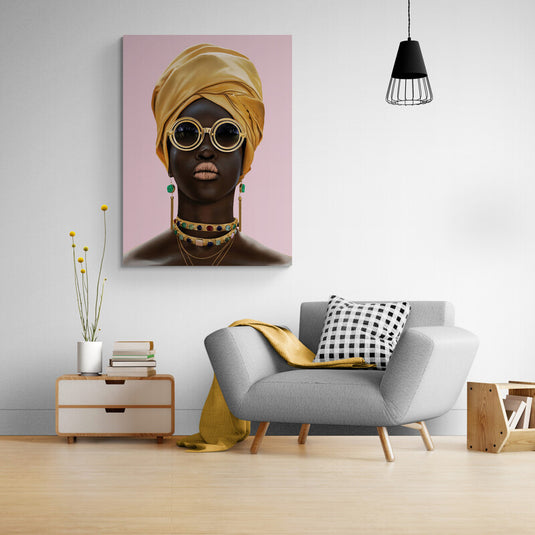 Cuadro decorativo moderno de mujer con turbante dorado y fondo rosa – arte contemporáneo con estilo elegante y detalles de joyería colorida para sala o estudio