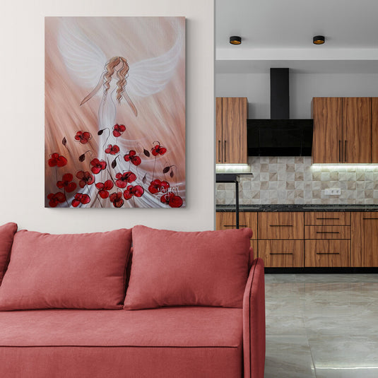 Pintura de ángel abstracto con alas y flores rojas sobre fondo cálido