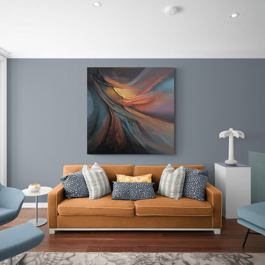 Pintura abstracta de movimiento y luz en tonos cálidos y oscuros.