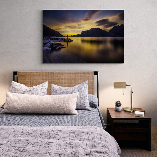 Lonely in the Mountains - Canvas Mérida Fine Print Art