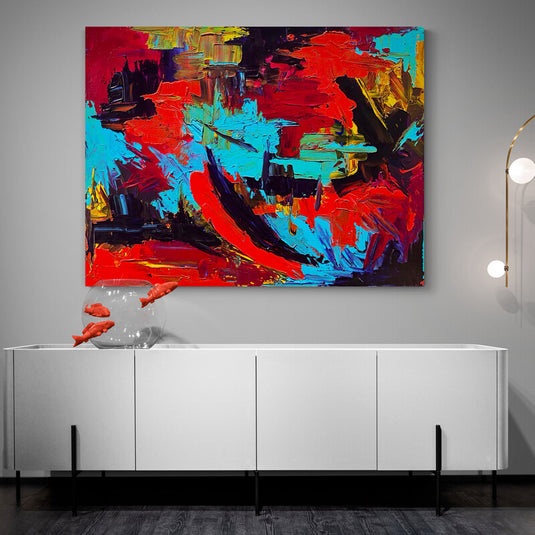 Pintura abstracta vibrante con rojo, azul eléctrico y negro en composiciones dinámicas.