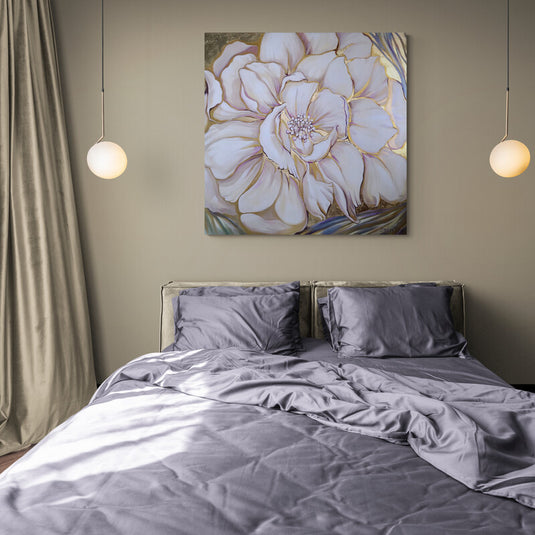 Pintura de peonía en tonos pastel y dorado