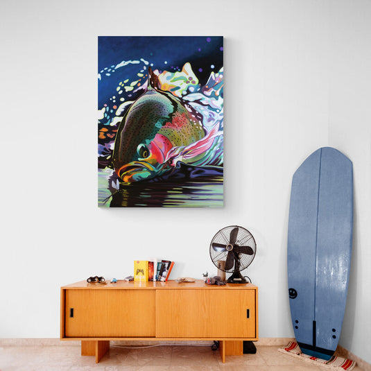 Pintura expresionista de pez colorido con salpicaduras de agua