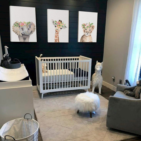 Ilustraciones de Elefante, Jirafa y León Bebé con Coronas de Flores