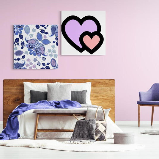 Paisley azul intrincado y corazones entrelazados minimalistas