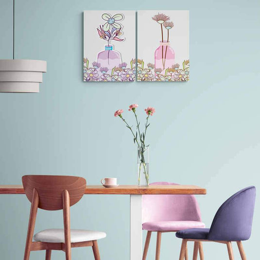 Ilustraciones Botánicas en Tonos Pastel con Flores Estilizadas y Frascos Translúcidos