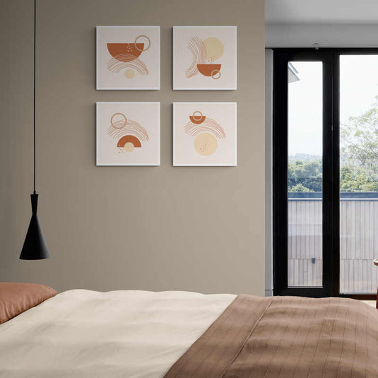 Conjunto de Cuatro Cuadros Decorativos Minimalistas con Motivos Abstractos y Geométricos en Tonos Terracota y Crema