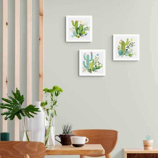Pintura de cactus de Jane Maday con flores y mariposas