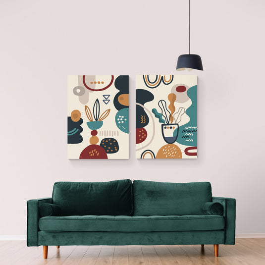 "Set de cuadros beige con diseños de tazas, platos y hojas, bordeados en tonos azul y amarillo mostaza.