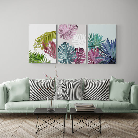 Tríptico moderno con hojas tropicales en tonos pastel